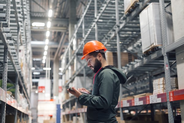 Manufacturing Warehouse Worker in Mexico