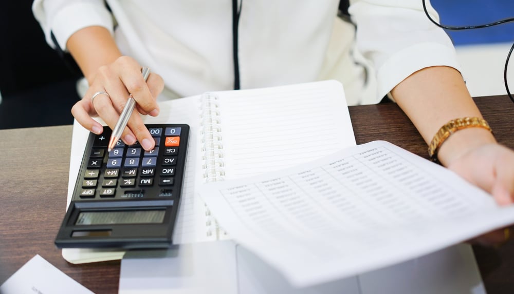 What Is a Payroll Calculator?
